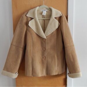 Faux Shearling Jacket Feels Light and Warm EUC